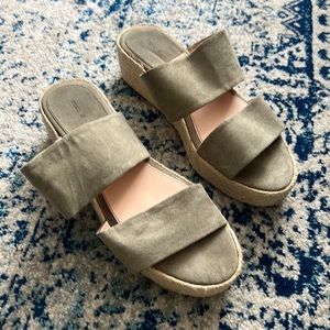 Oysho two-strap sandals size 40